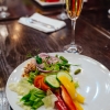 Салат. Овощи. Мясо